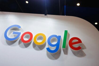 Operasi Penipuan Siber Cina yang Gunakan AI untuk Scamming 'Ratusan Ribu Korban' Digugat oleh Google