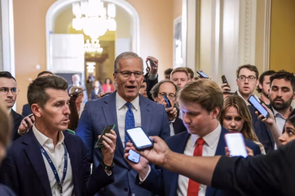 Trump Mundur dari Dana ‘Anti-Persenjataan’, Dukungan untuk Pendanaan Penegakan Imigrasi Butuh Persetujuan Senat.