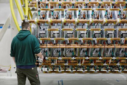 Prototipe Terbaru Pacific Fusion Hadir dengan Daya 440 Gigawatt dalam Ledakan 80 Nanodetik!
