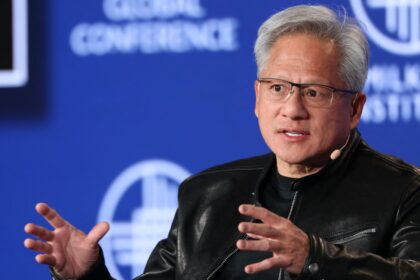 Jensen Huang, CEO Nvidia: "Kita Boleh Mengagumi Fiksi Ilmiah, Tapi Kita Harus Realistis Mengenai Risiko Eksistensial AI"