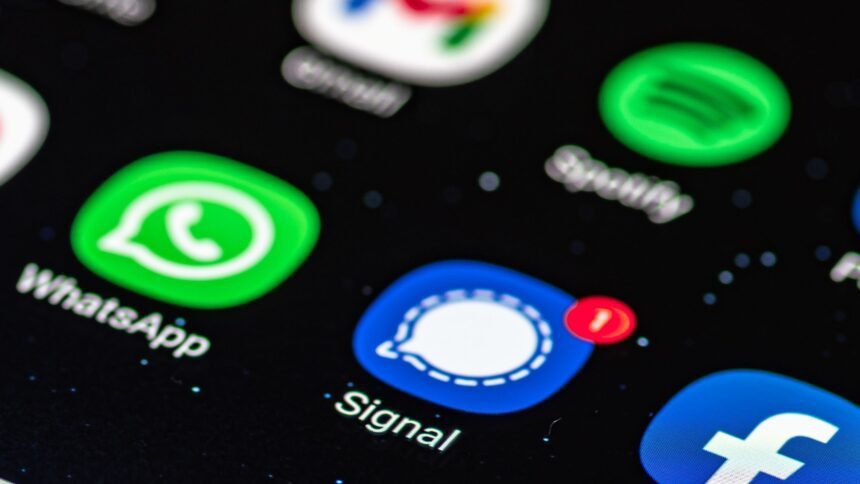 FBI Ungkap Kampanye Phishing Intelijen Rusia Melalui Layanan Dukungan Signal untuk Target VIP dan Militer â€” Ini Cara Amankan Akun Anda