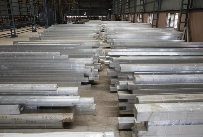 Harga aluminium yang tangguh diprediksi akan memberi keuntungan bagi peleburan Asia dibandingkan pesaing global, menurut analis.