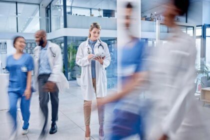 Dokter Mendapatkan Gaji Lebih Tinggi Berkat Peningkatan Jumlah Pasien, Bukan Reimbursement