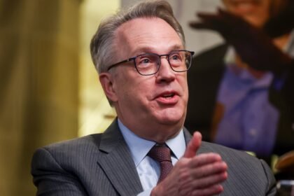 Presiden Fed New York, Williams: Inflasi Sudah Memuncak, Suku Bunga Siap Stabil