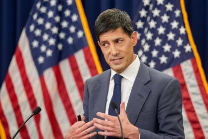 Kevin Warsh Umumkan Anggota Tim Khusus Federal Reserve, Termasuk Marc Andreessen dan Doug McMillon
