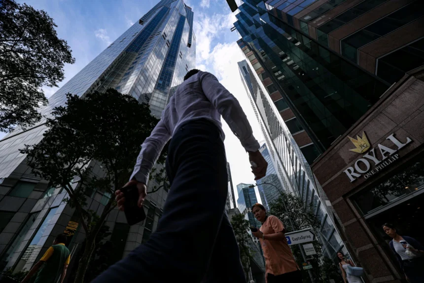 Tantangan Adopsi AI di Asia Tenggara: Apa yang Perlu Diketahui Investor?