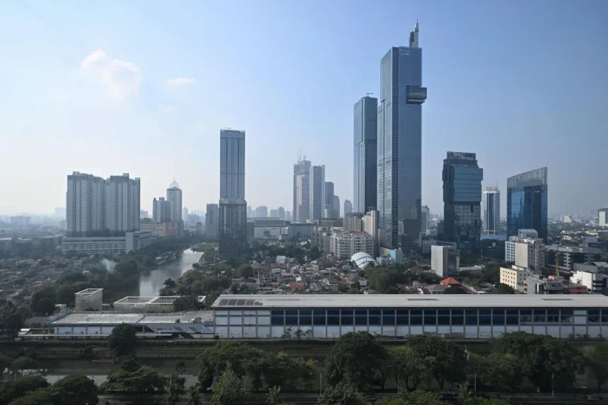 Indonesia Pertahankan Peringkat Investasi S&P dan Prospek Stabil, Kemenangan Besar bagi Prabowo