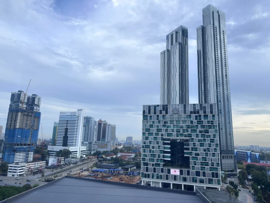 JS-SEZ Kembali Memasuki Jalur Tepat Meski Rencana Induk Terlambat