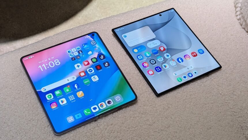 Layar Flex Titanium Samsung Galaxy Z Fold 8 Ultra Memukau, Namun Ada Pesaing yang Tetap Jadi Sang Raja Tanpa Lipatan