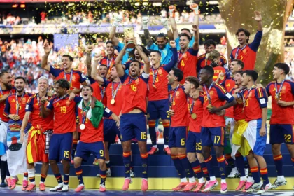 Spanyol Taklukan Argentina 10 Pemain dan Rebut Piala Dunia dengan Kemenangan 1-0 di Perpanjangan Waktu