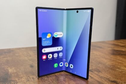 Spesifikasi dan Bocoran Kasus Samsung Galaxy Z Fold 8 Mengungkap Rahasia Teaser Baru Samsung â€“ Namun Ada Satu Hal yang Mengecewakan!