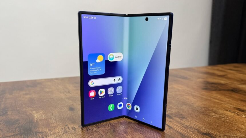 Spesifikasi dan Bocoran Kasus Samsung Galaxy Z Fold 8 Mengungkap Rahasia Teaser Baru Samsung â€“ Namun Ada Satu Hal yang Mengecewakan!