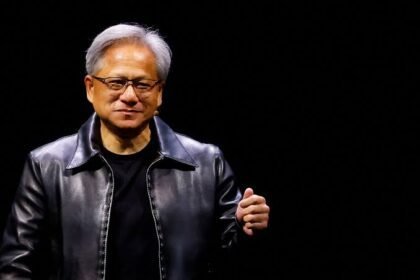 CEO NVIDIA Jensen Huang Tenangkan Investor: Chip Tidak Lagi Jadi Ancaman Berkat Peran AI yang Terus Berkembang