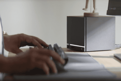 Valve Tunjukkan Cara Membangun Layar E-Paper Sendiri untuk Steam Machine â€“ Modifikasi Kasus yang Tak Terduga dan Sangat Dibutuhkan!