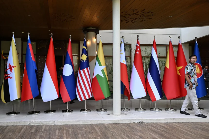 Diplomat Teratas ASEAN Berkumpul Ditengah Ketegangan Konflik AS-Iran