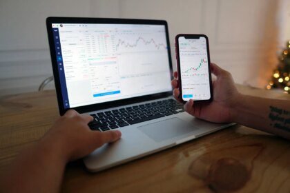 XRP Pertahankan Dukungan di $1, Pertumbuhan Dompet Mencapai Puncak Tiga Bulan Terbaik!
