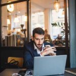 Sebelum Menyalahkan Tim, Lakukan Audit Diri dengan 5 Pertanyaan Ini!