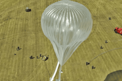 Tentara AS Uji Coba Balon Raksasa yang Lepaskan Drone Surya untuk Misi Jangka Panjang di Medan Perang yang Diperebutkan