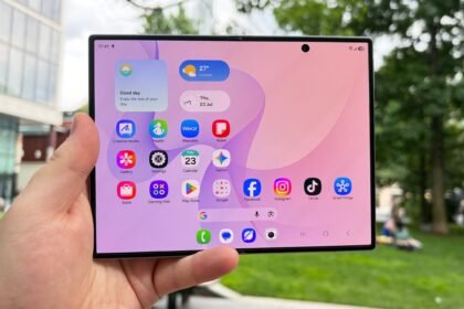 Ulasan Samsung Galaxy Z Fold 8: Mendorong Pertumbuhan Pasar Ponsel Lipat!