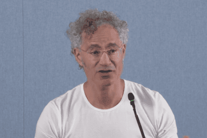 Setelah Kuartal Menggembirakan, CEO Palantir Alex Karp Sebut Industri AI 'Marxis'