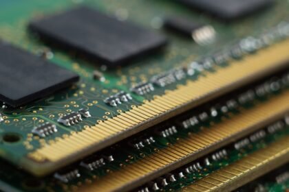 Harga SSD Diprediksi Masih Tinggi Hingga 2030 — Laporan Mengkhawatirkan Ungkap DDR5 RAM Kini Lima Kali Lebih Mahal dibanding Setahun Lalu