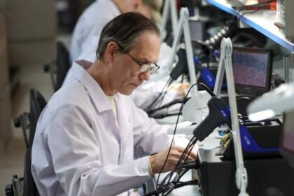 Startup Rusia Klaim Produksi Wafer Dalam Lima Menit Sambil Kejar Tenggat Prototipe Tiga Tahun