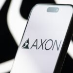 Saham-Saham Ini Mengguncang Pasar Siang Ini: SWKS, AXON, PLAY, RVTY