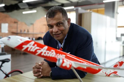 AirAsia Hadapi Tantangan Besar dalam Mencari Utang Murah di Tengah Lonjakan Harga Minyak US$100