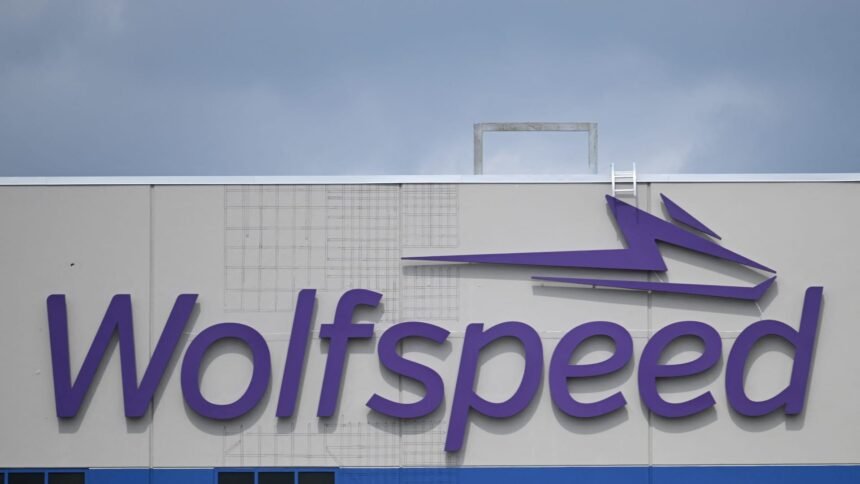 Saham-Saham Mengguncang Pra-Pasar: HAE, AVGO, LULU, dan WOLF Jadi Sorotan!
