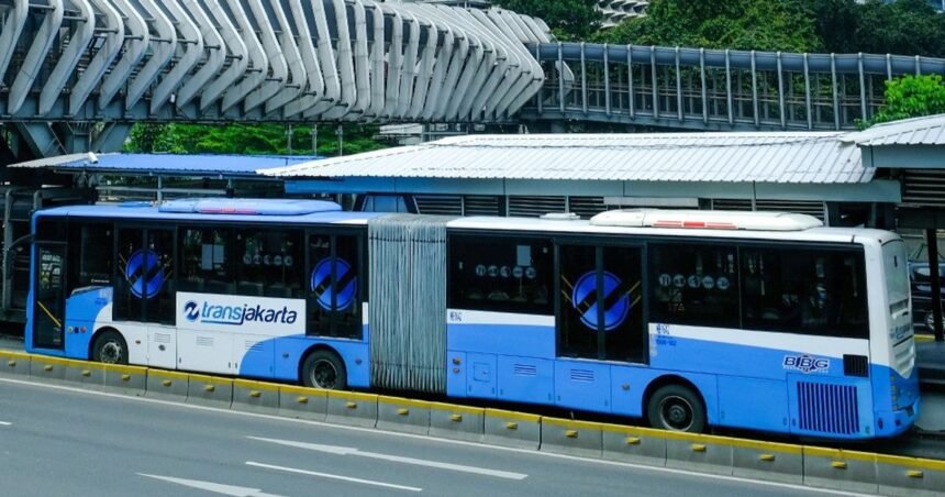 Demo Mahasiswa di Istana, 9 Rute Transjakarta Sementara Dialihkan dan Dipersingkat