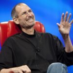 Steve Jobs: Sentuhan Layar Sentuh yang Membuat Anda Merasa 'Lelah' — Serangan Pedas di Balik Perubahan Strategi PC Rivalnya