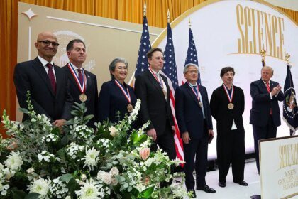 Trump Berikan Penghargaan Sains Tertinggi kepada Donor Big Tech