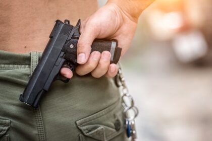 Pengetatan Aturan Senjata Api di California Bergantung pada Teknologi yang Bisa Salah Identifikasi Komponen Mesin Biasa sebagai Bagian Senjata