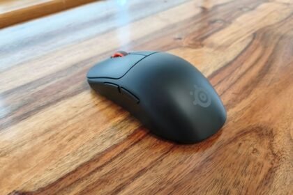 Ulasan SteelSeries Sensei Pro: Manajemen Baterai Pintar Bertemu Performa Tinggi