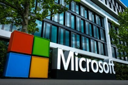 Microsoft Berperan Penting Menutup "App Store" Ilegal untuk Kriminal, Terhubung dengan Lebih dari Satu Miliar Pesan Berbahaya