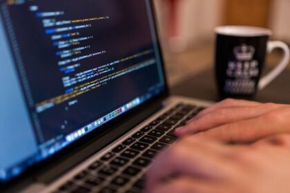 Era Baru Open Source: Eric S. Raymond Prediksi Hilangnya Rahasia Perangkat Lunak!