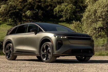 Produksi Kendaraan Listrik Lucid Motors Turun ke Level Terendah dalam Hampir Dua Tahun